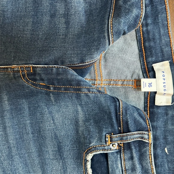 Blue Jeans - Picture 2 of 3